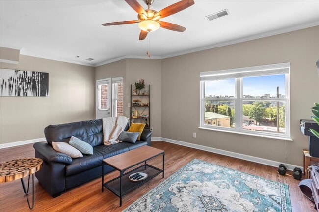 207 Delmont St Unidad Forest on Frazier