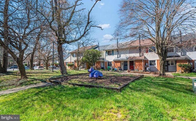 Photo - 1167 Marcy Ave