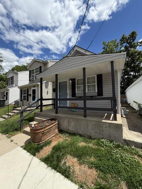 Photo - 246 Warnock St