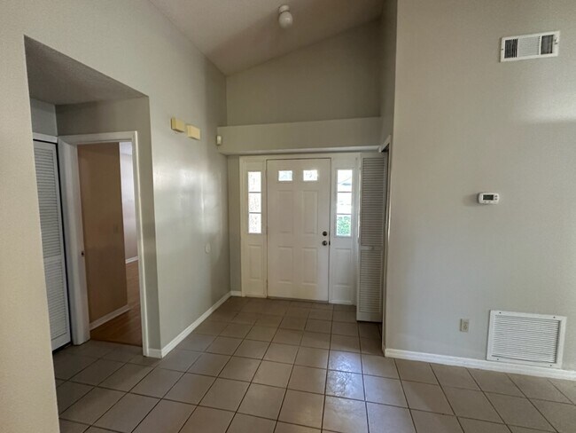 Photo - 449 Morning Glory Dr