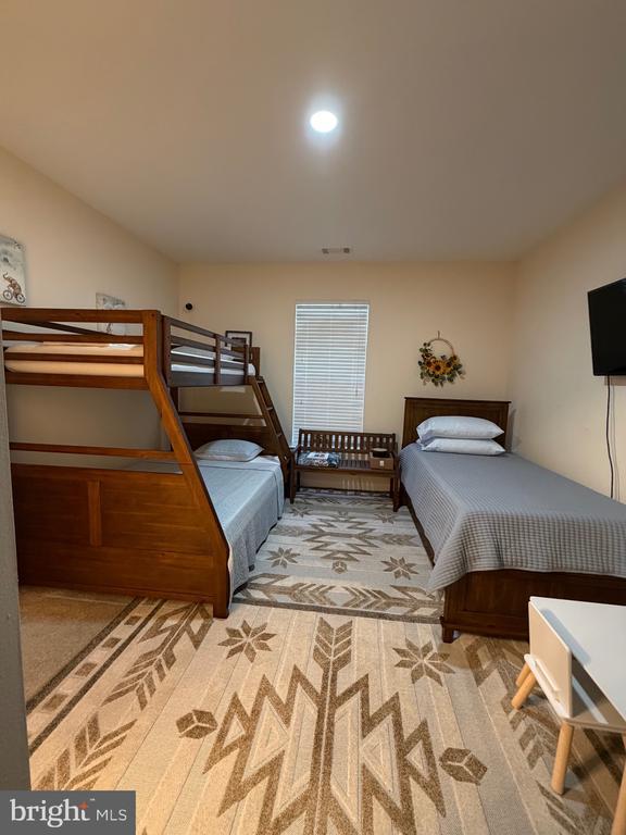 Photo - 501 Hungerford Dr Unit 151