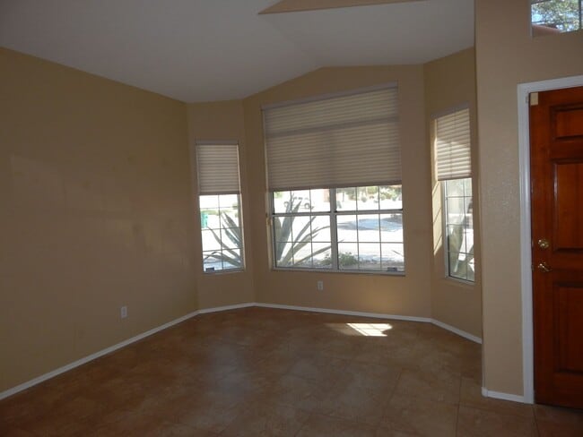 Photo - 3 Bedrooms 2 Bathrooms close to Sabino Canyon