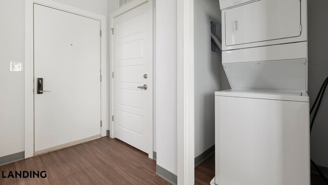 Photo - 302 13th St S Unidad PH702