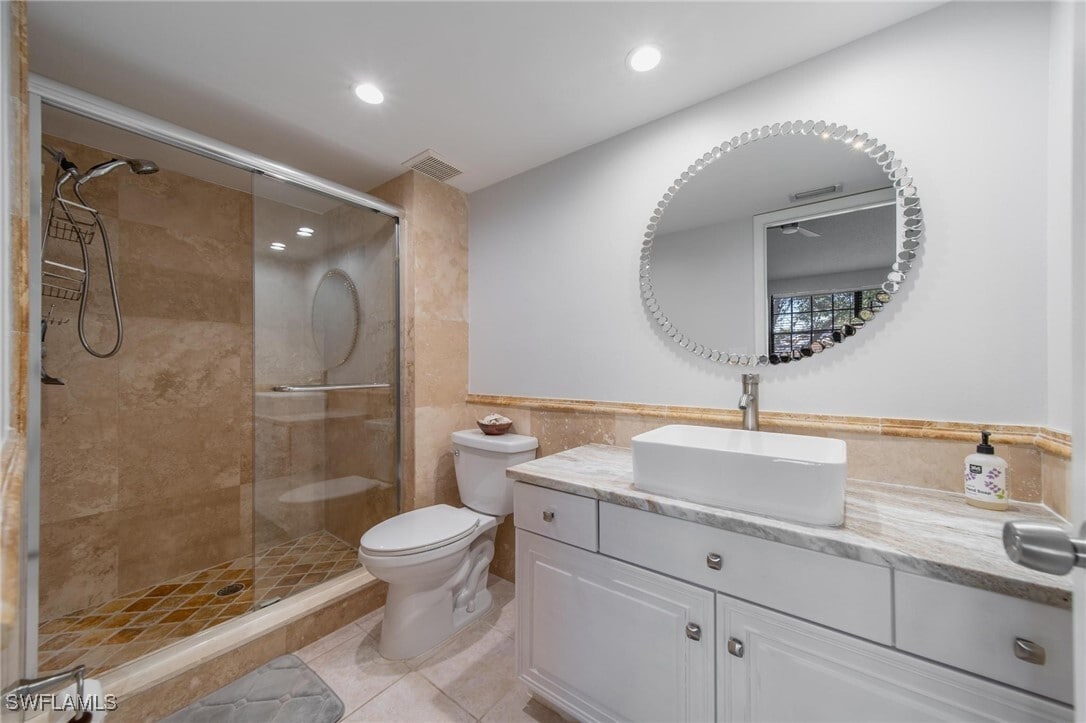 Photo - 820 Meadowland Dr