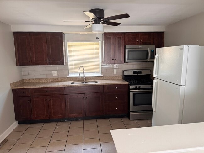 Photo - 18446 Torrence Ave