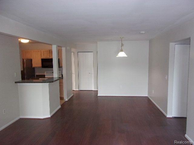 Photo - 866 Amanda Ln