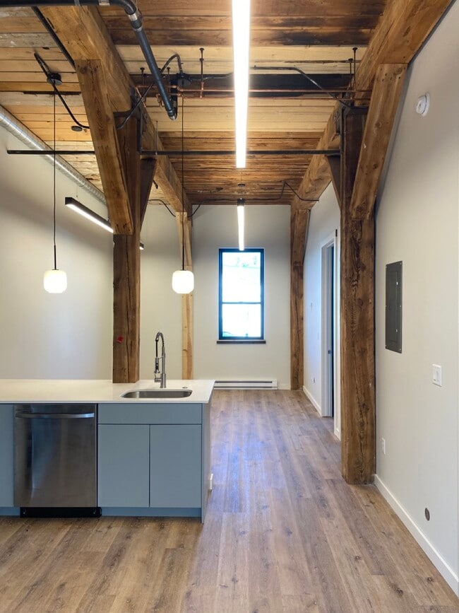 Exposed Historic Structure and Ceiling, Quartz Countertops, All new construction - Yellowstone Granary Rental