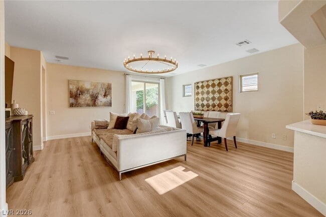 Photo - 2649 Rue Marquette Ave