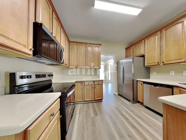 Photo - 5705 Beargrass Ln