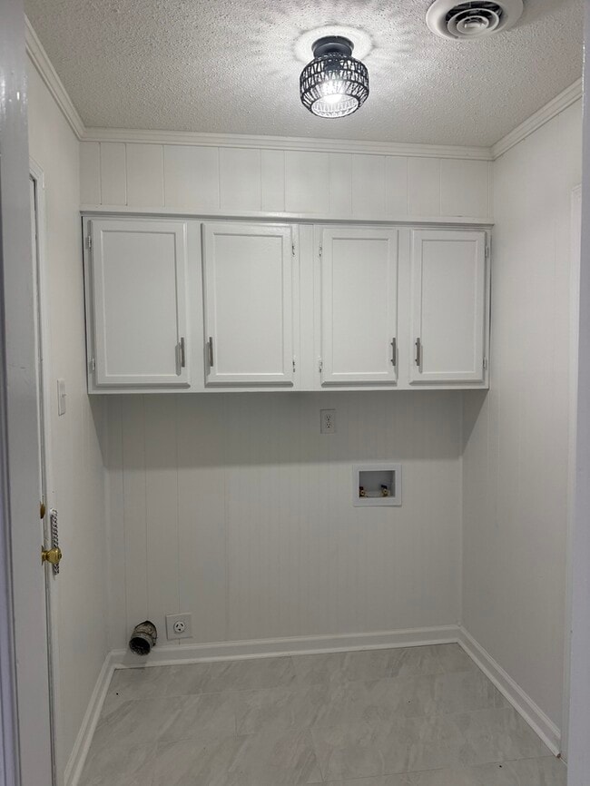 Photo - 7929 Steven Franklin Dr