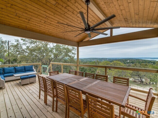 Building Photo - 268 White Oak Dr Rental