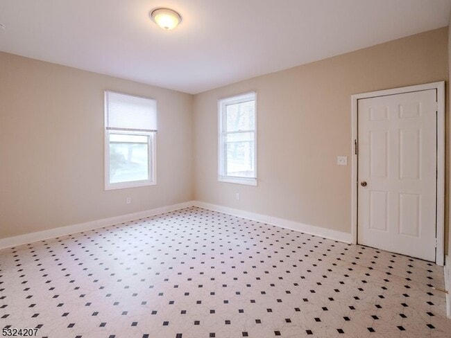 Photo - 88 Trinity St