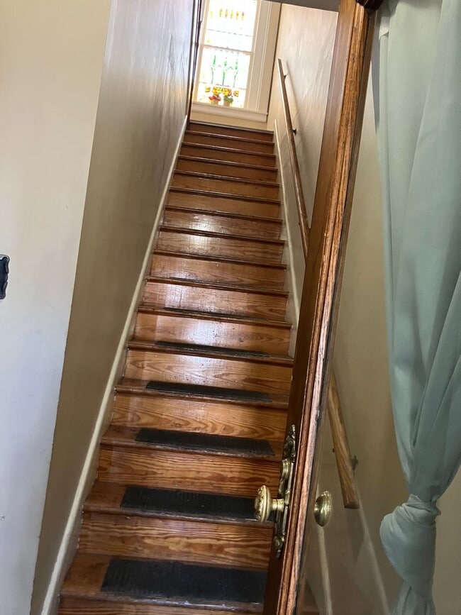 Photo - 840 Columbia Ave Unit Apt 2