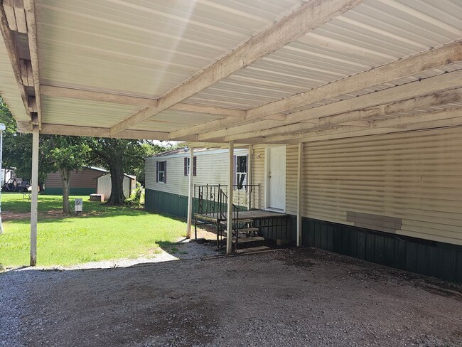 Photo - 3 bed 2 bath Mobile Home
