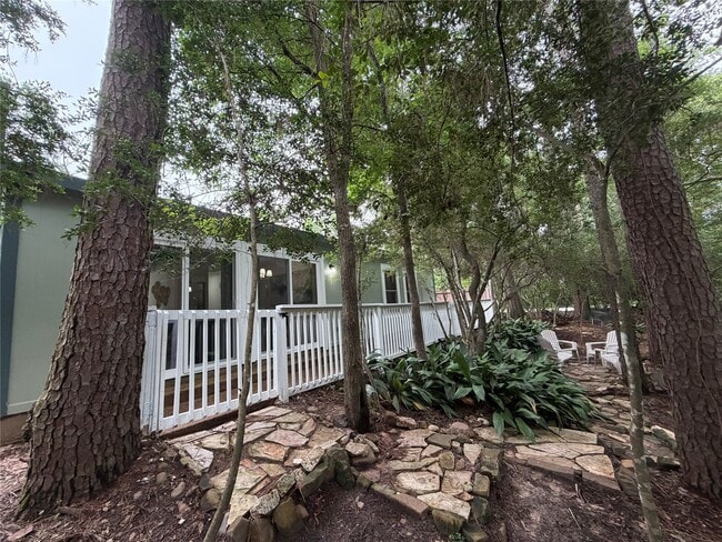 Photo - 1 Laurel Oak Pl