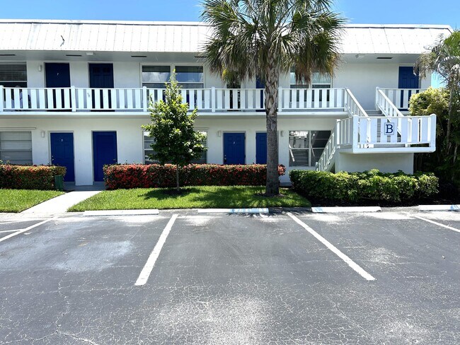 Photo - 2929 SE Ocean Blvd Unit B-2