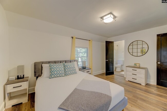 Photo - 1623 Brennen Rd