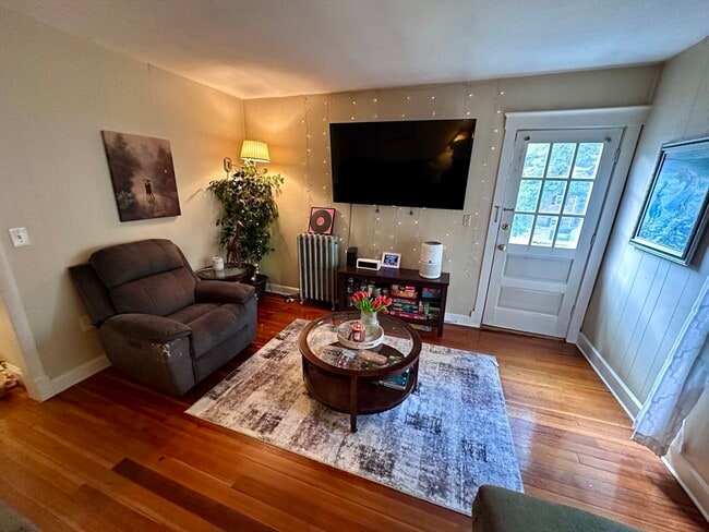 Photo - 39 Davis Ave Unit 2