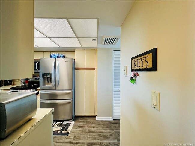 Photo - 8880 S Ocean Dr Unidad 402