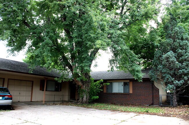 Photo - 405 E Swallow Rd Unit 407