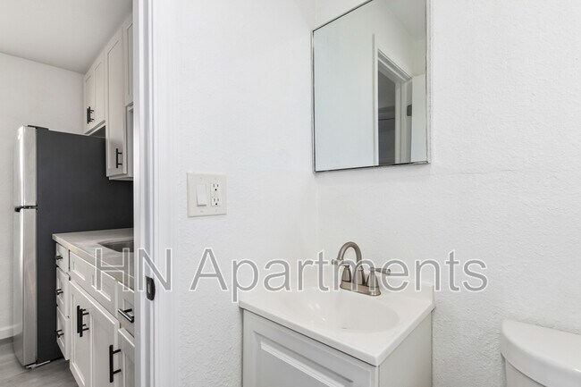 Photo - 2412 E Monroe St