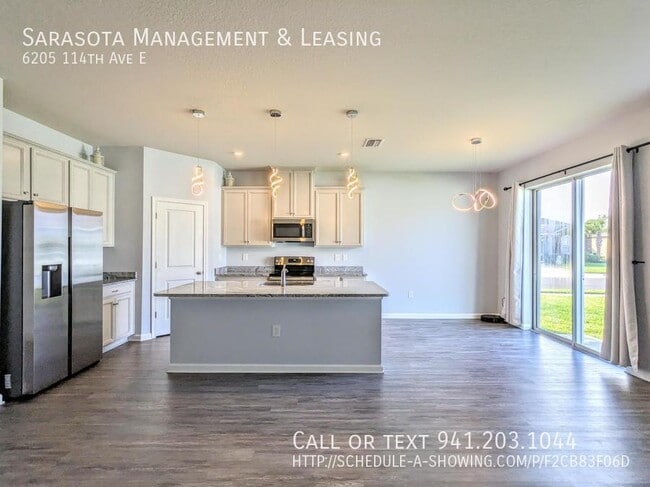 Photo - 6205 114th Ave E