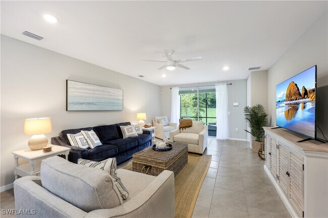 Photo - 14551 Edgewater Cir