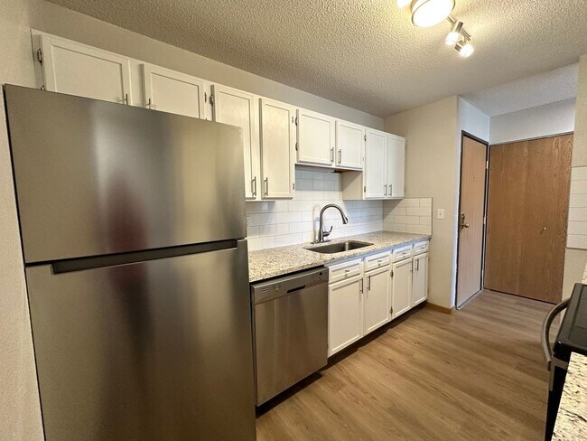 Photo - Ashwood Birchwood Apartments