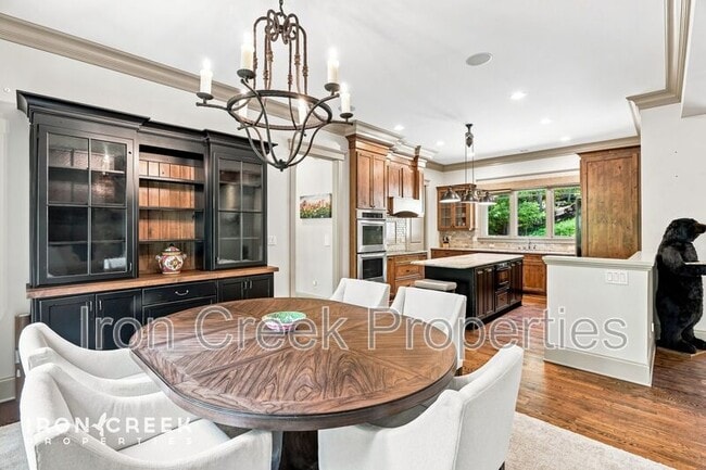 Photo - 2 Cherokee Orchard Ct