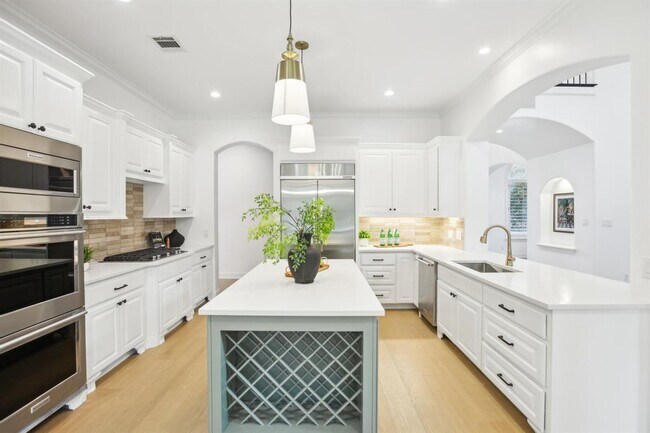 Photo - 8220 Denali Pkwy