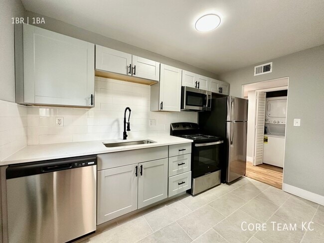 Photo - 2320 W 47th Ave Unidad 6