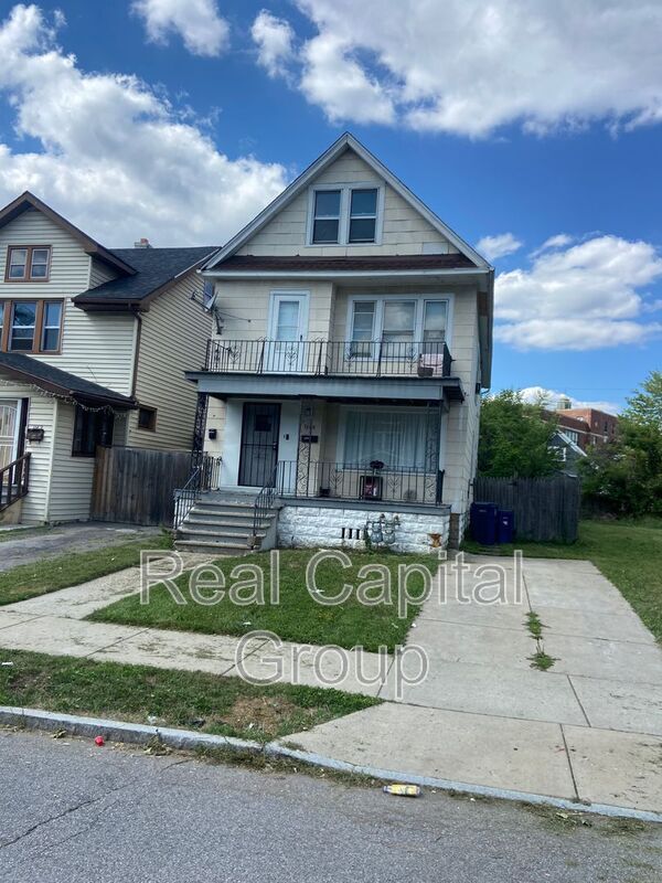 Building Photo - 1166 Kensington Ave Unit 1 Rental