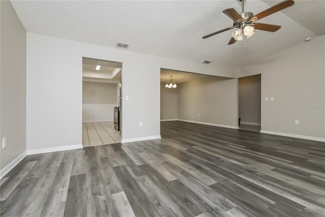 Photo - 4135 Old Colony Rd