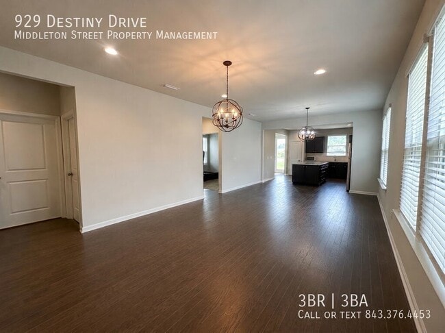 929 Destiny Dr
