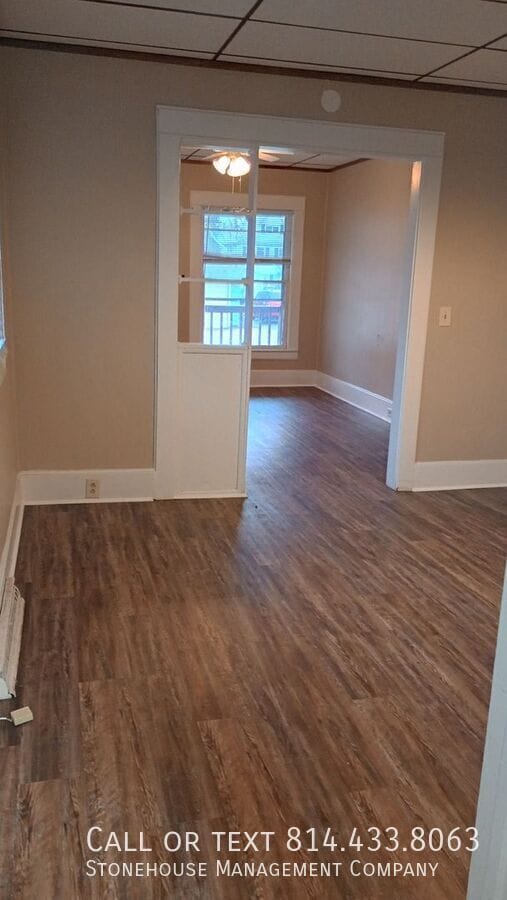 Building Photo - 1409 E 7th St Rental