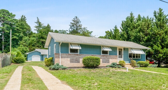 Building Photo - 183 Chestnut Neck Rd Rental