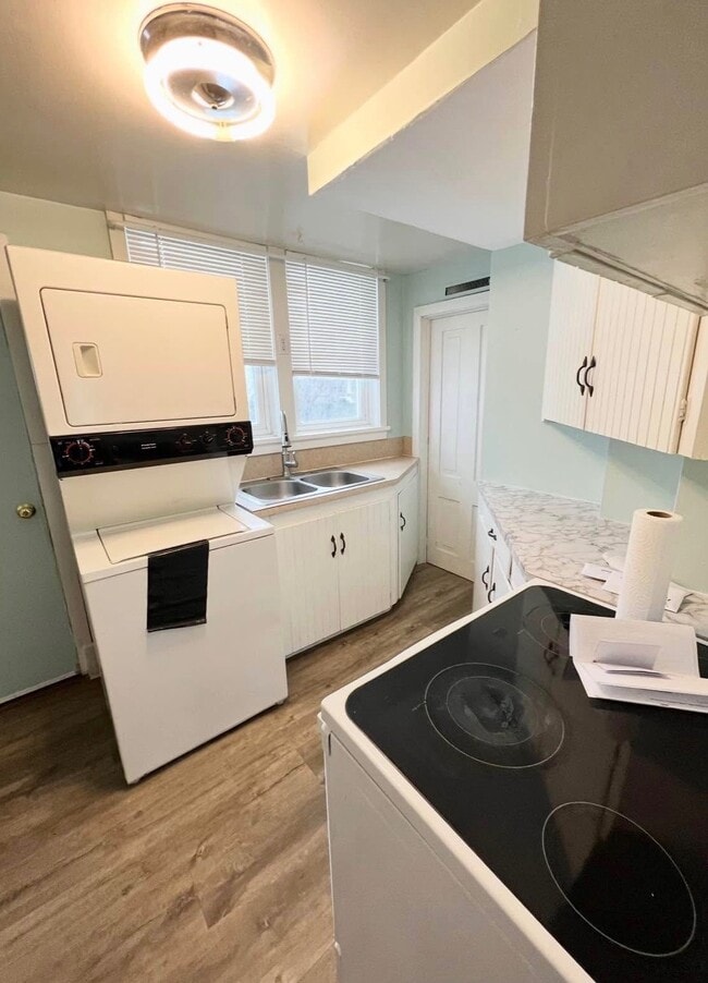 Building Photo - Church Alley Unit 505