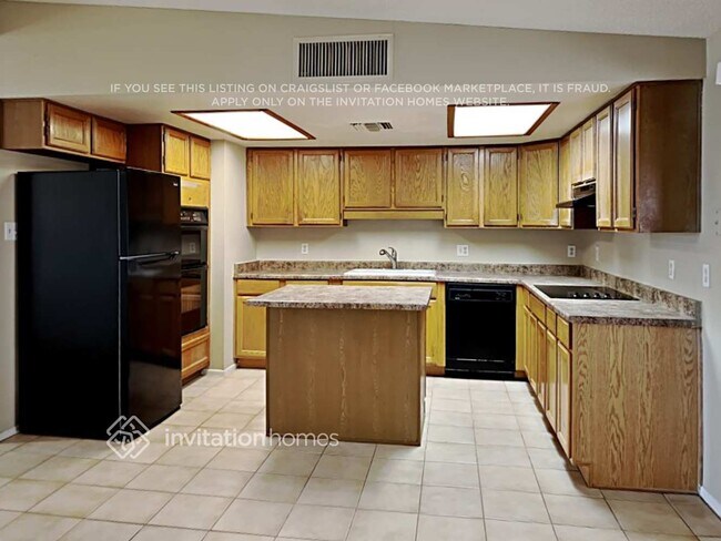 Photo - 8831 N 37th Dr