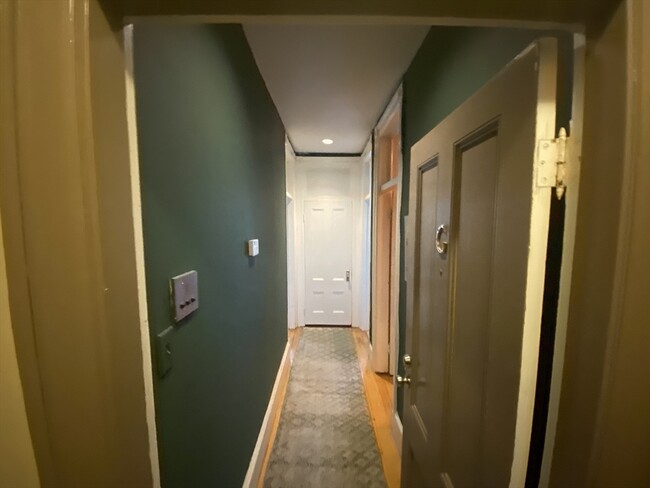 Photo - 362 Somerville Ave Apartamentos Unidad #G