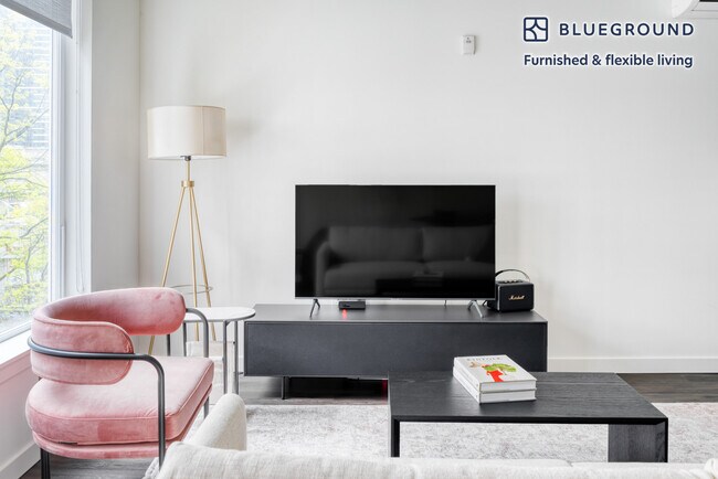 Photo - 210 Fairview Ave N Unidad FL4-ID376