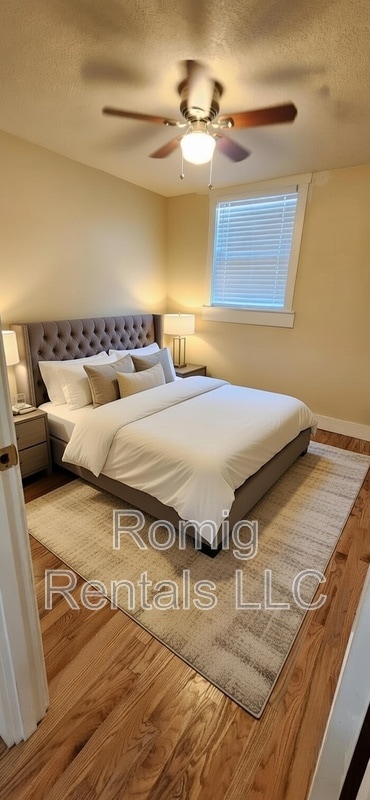 Photo - 300 N 5th Ave