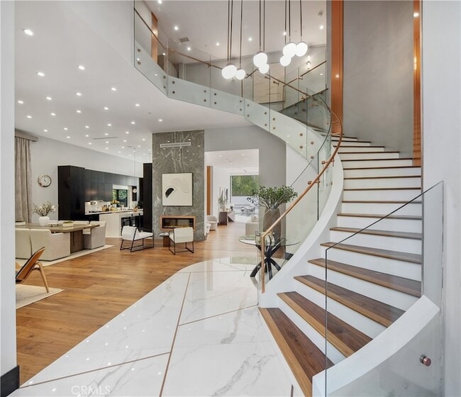 Photo - 5535 Shirley Ave