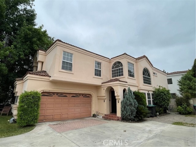 Photo - 701 N 1st Ave House
