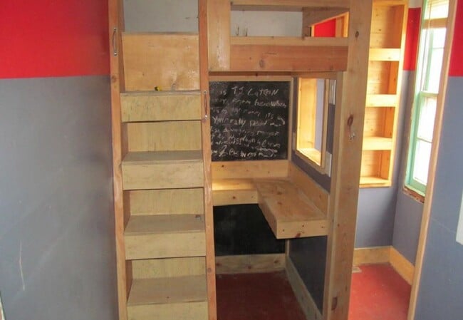 Photo - For Sale Only - Handyman Special