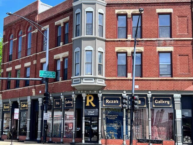 Building Photo - 2129 N Southport Ave Unit 2C Rental