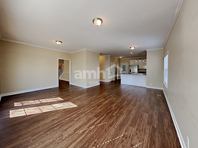 Photo - 3129 Jenkins Dr