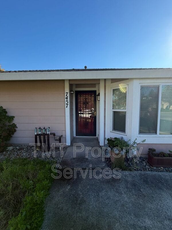 Photo - 7457 Windbridge Dr