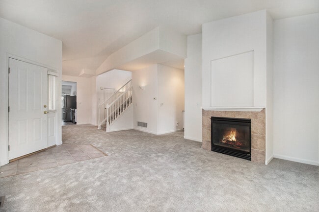13833 E Tufts Pl