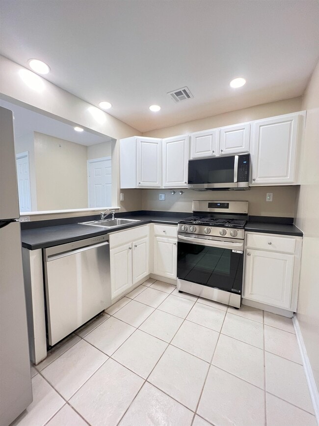 Photo - 131 Clinton Pl Unit 414