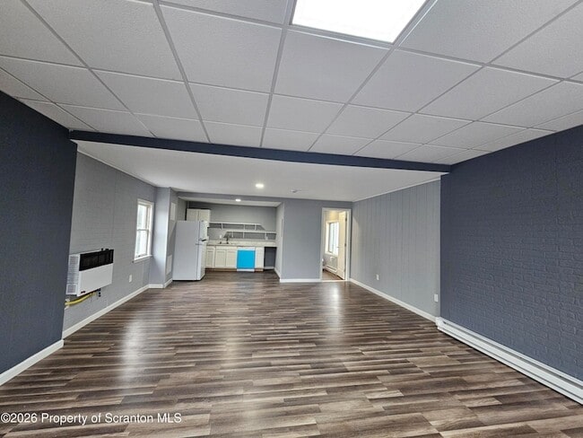 Photo - 119 N River St